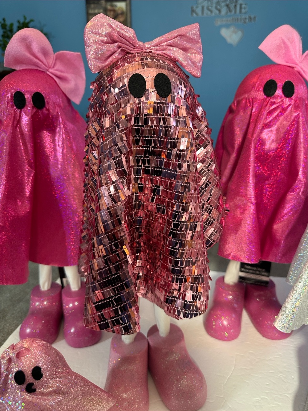 NWTS Ashland Pink Sequin Ghost Decor w/Bow